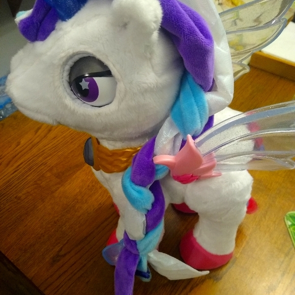 Myla The Magical Unicorn - Picture 5 of 9